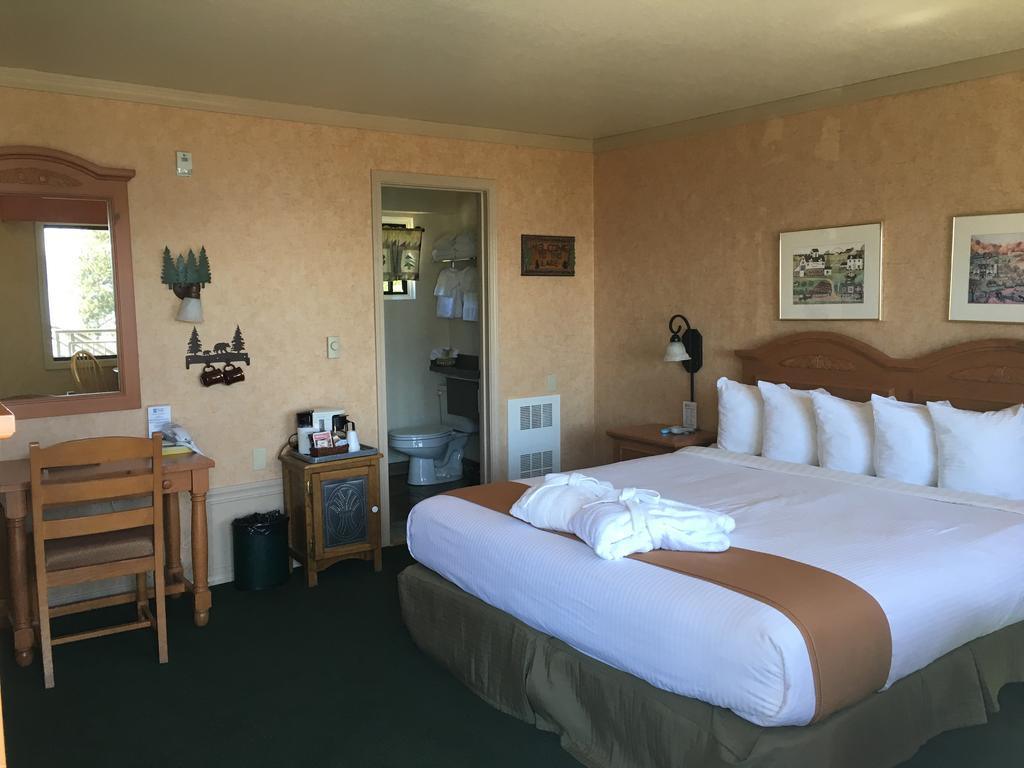 Hotel Pepper Tree Tahoe